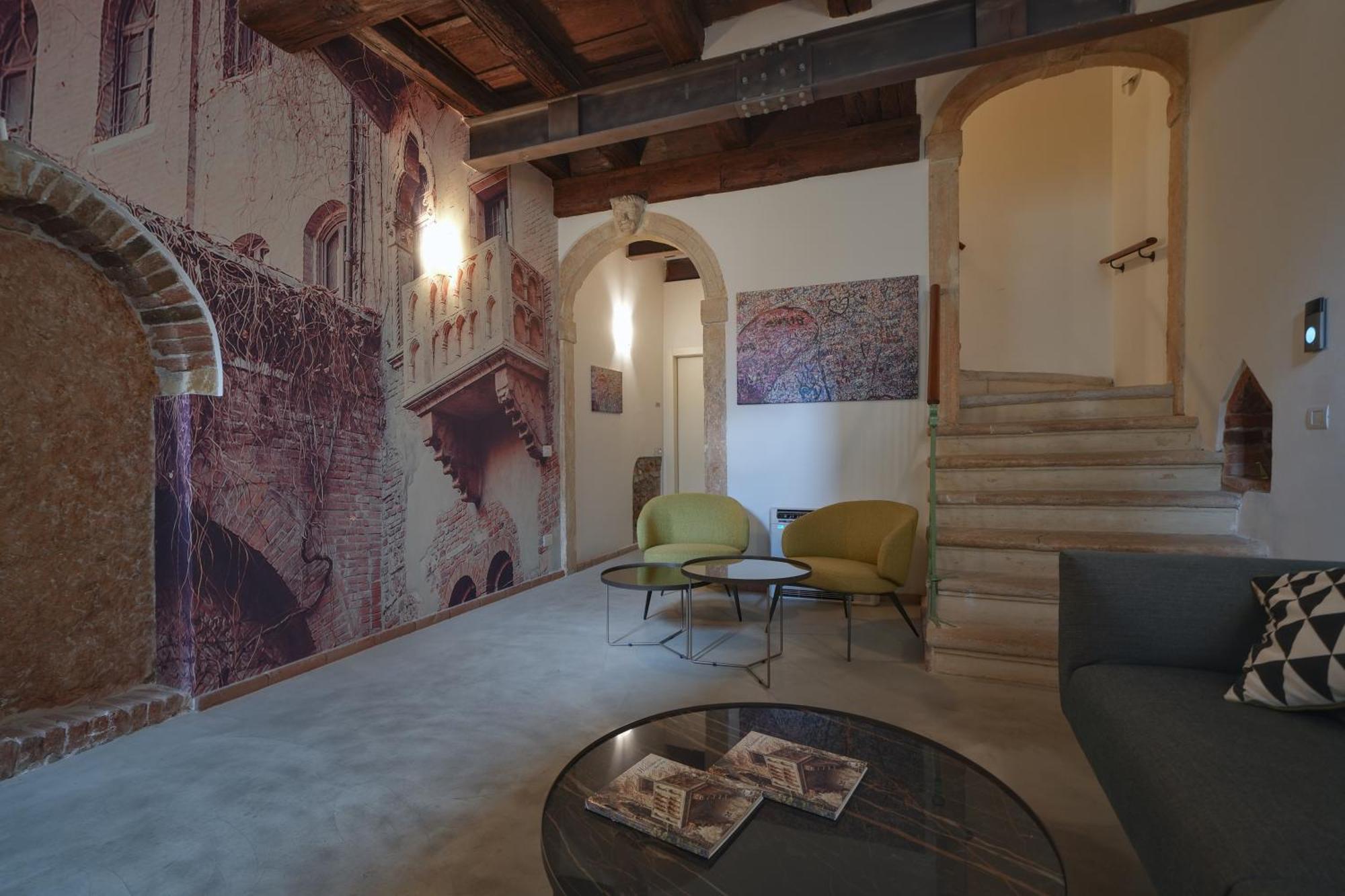 Palazzo Di Giulietta - Juliet'S Palace 维罗纳 外观 照片