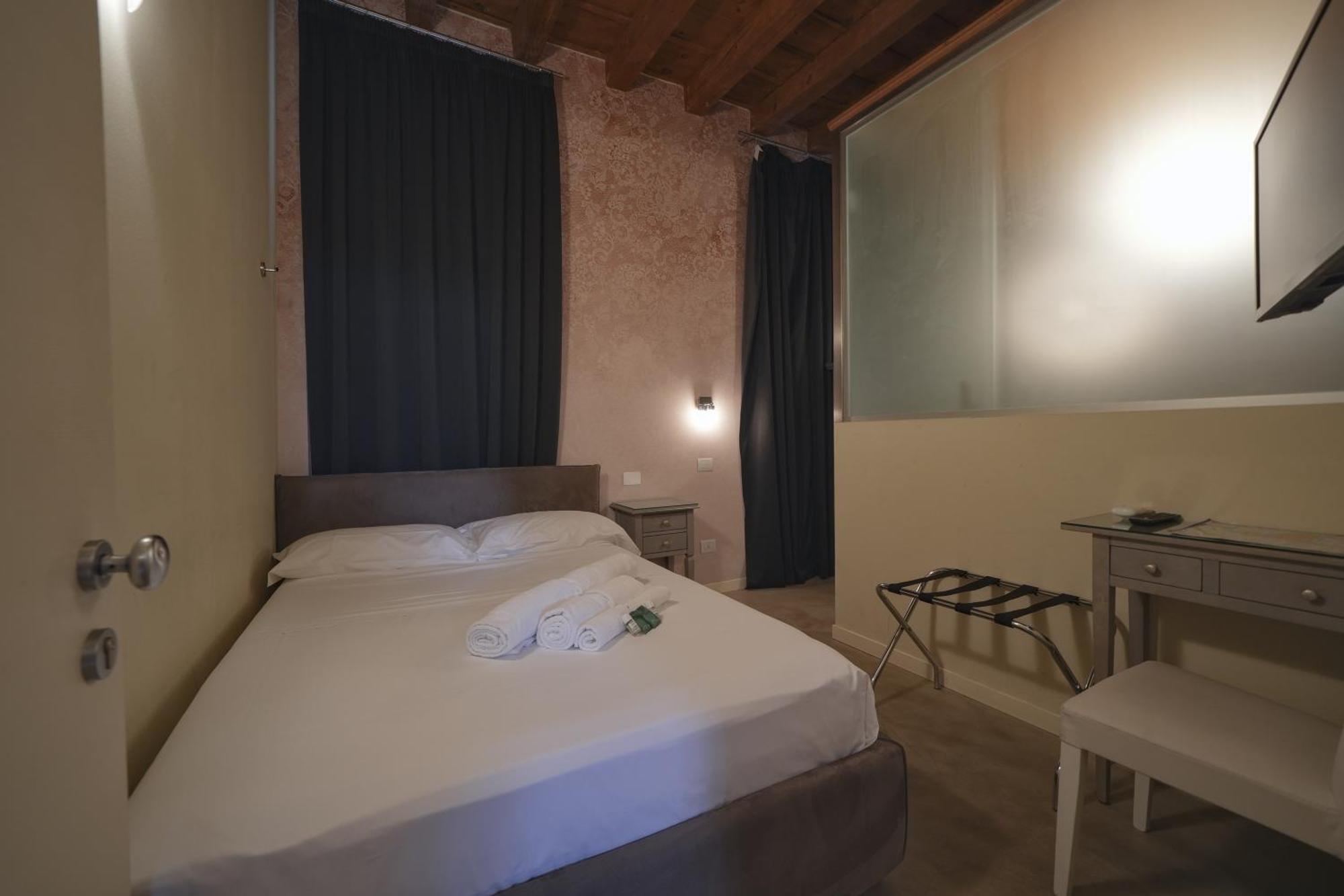 Palazzo Di Giulietta - Juliet'S Palace 维罗纳 外观 照片